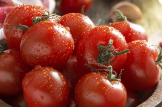 tomates cherry